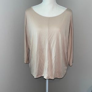 NWT Lulus nude medium 3/4 sleeve top